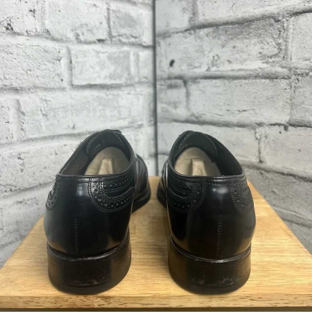 Florsheim Wingtip Oxford Dress Shoe - Picture 6 of 8